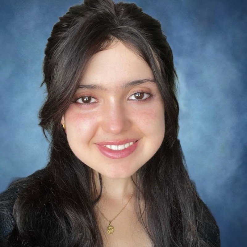 Headshot portrait photo of Amandeep Cheema